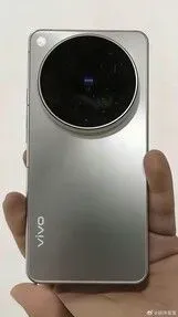 Ilustrasi csm vivo x500 pro vs vivo x500 2 ff7171a676 Bocoran Vivo X500 Series: Desain Kamera Zeiss dan Chipset 2n