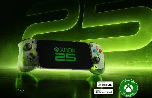 Foto paket kemasan kotak penjualan GameSir dan Backbone Rilis Controller Spesial 25 Tahun Xbox