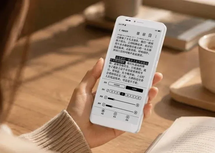 Ilustrasi csm hisense a10b 33590b4fc1 Hisense A10 Ultra Hadir: Layar E Ink-nya Bisa Dilepas