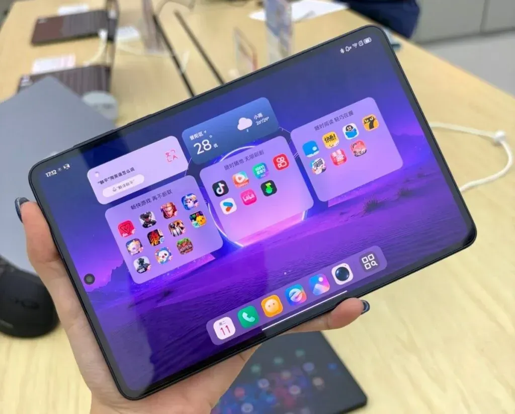 Ilustrasi 0067dwfwly1ig4ogad2saj30xc18jqew 1 Lenovo Legion Y700 Infinite Muncul, Tablet Gaming Layar OLED