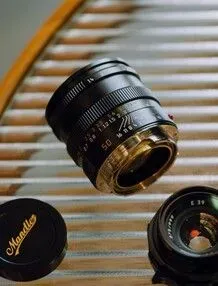 Ilustrasi csm mandler 50mm 1 4 asph4 d346abc227 Lensa Mandler 50mm f/1.4 Rilis: Karakter Leica Mewah Harga R