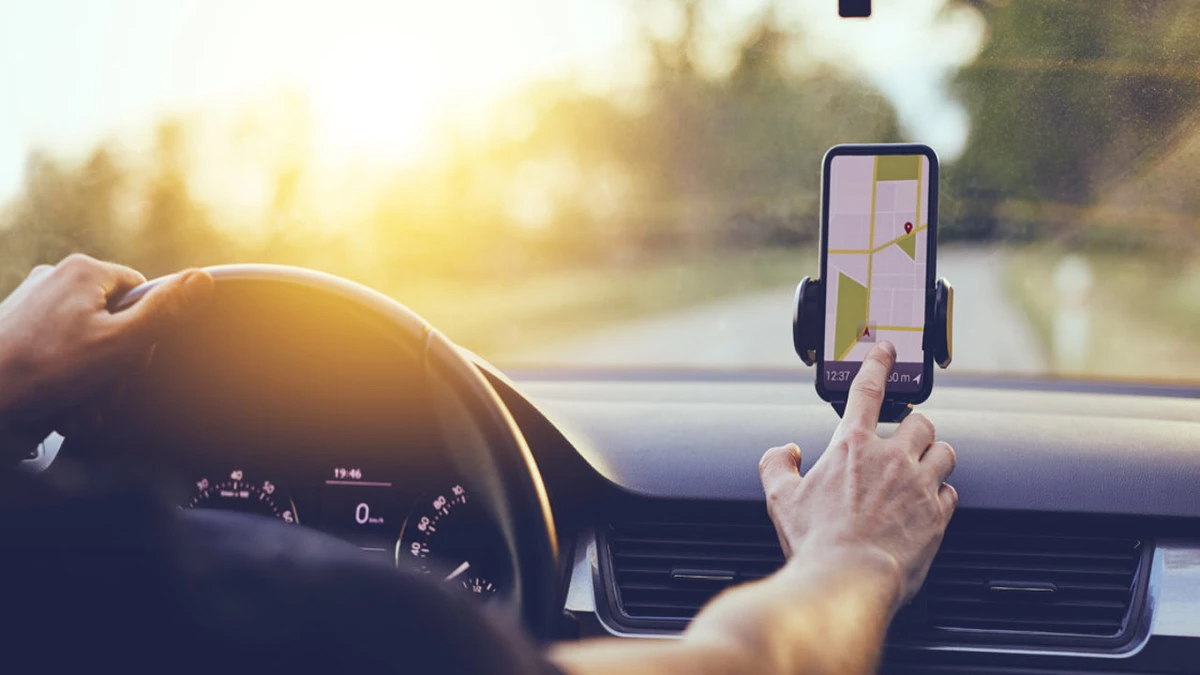 Deretan HP murah untuk sopir dengan GPS responsif dan baterai besar