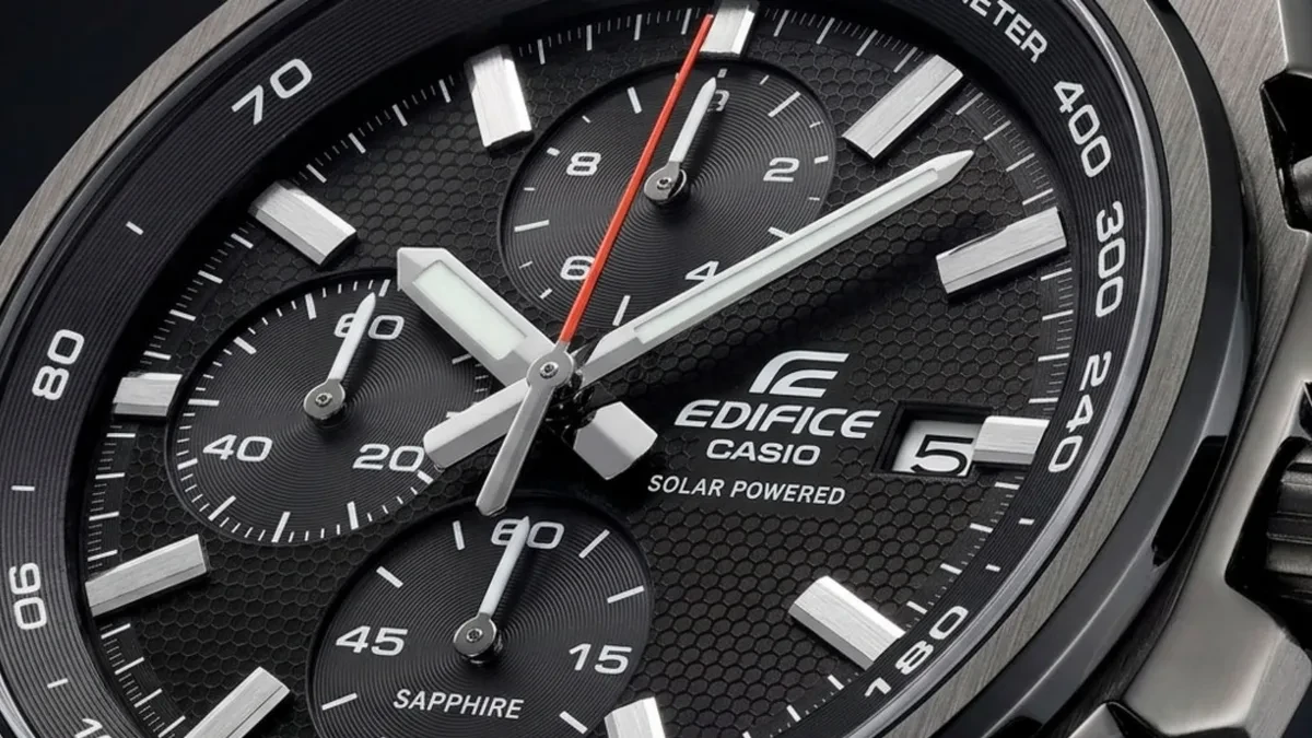 Casio Edifice EFS-S660 chronograph stainless steel dengan desain sporty