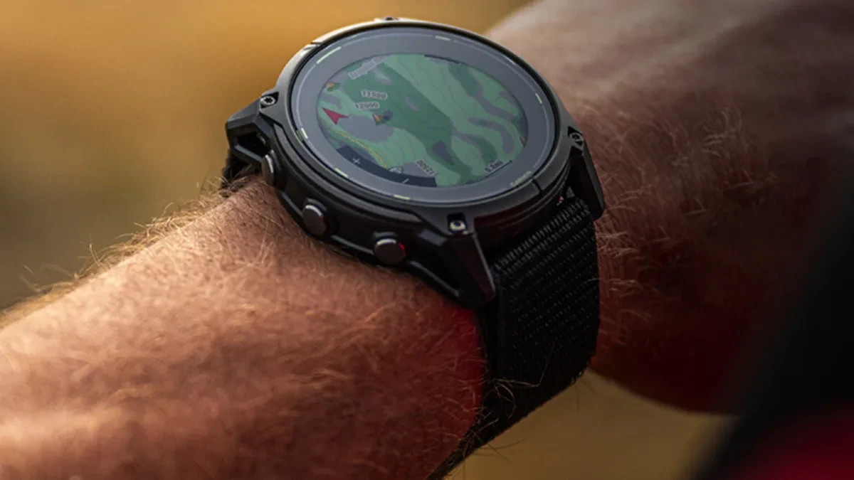 Ilustrasi jam tangan pintar Garmin Enduro 4 yang diduga terdaftar di Indonesia