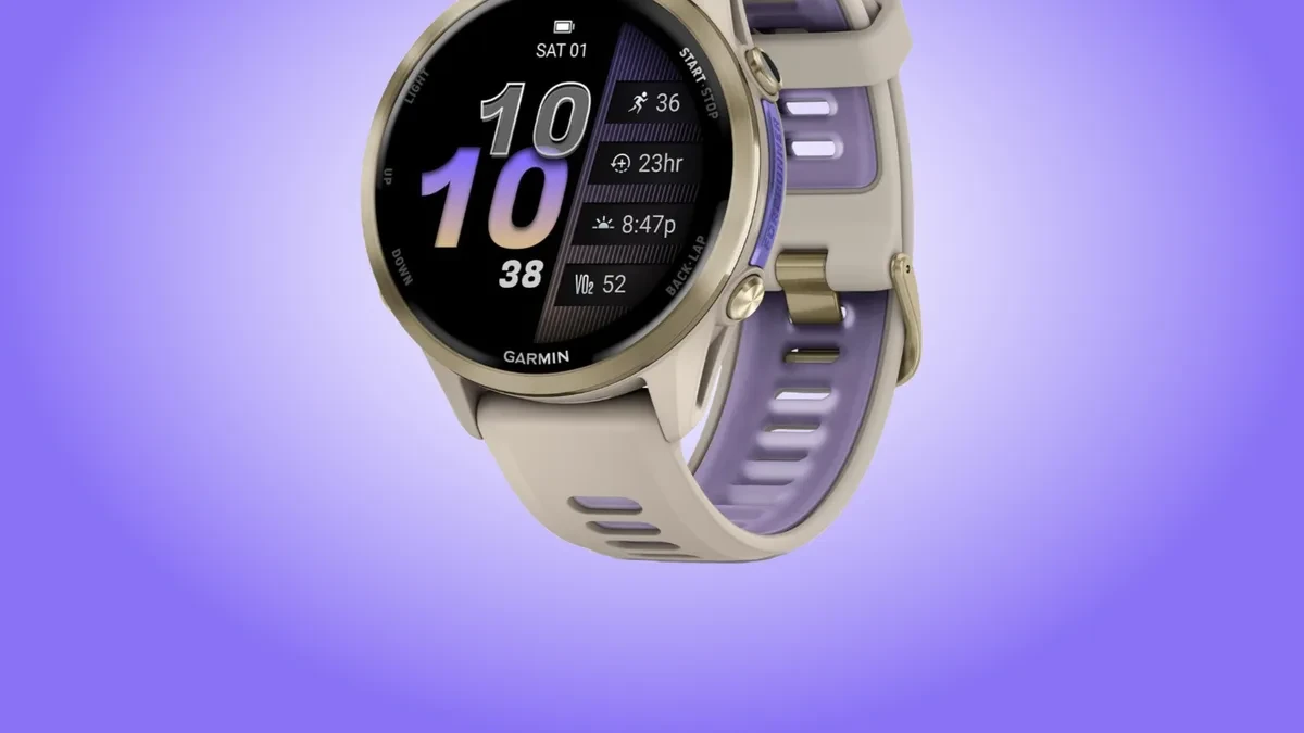 Smartwatch Garmin Forerunner menampilkan pembaruan software versi terbaru
