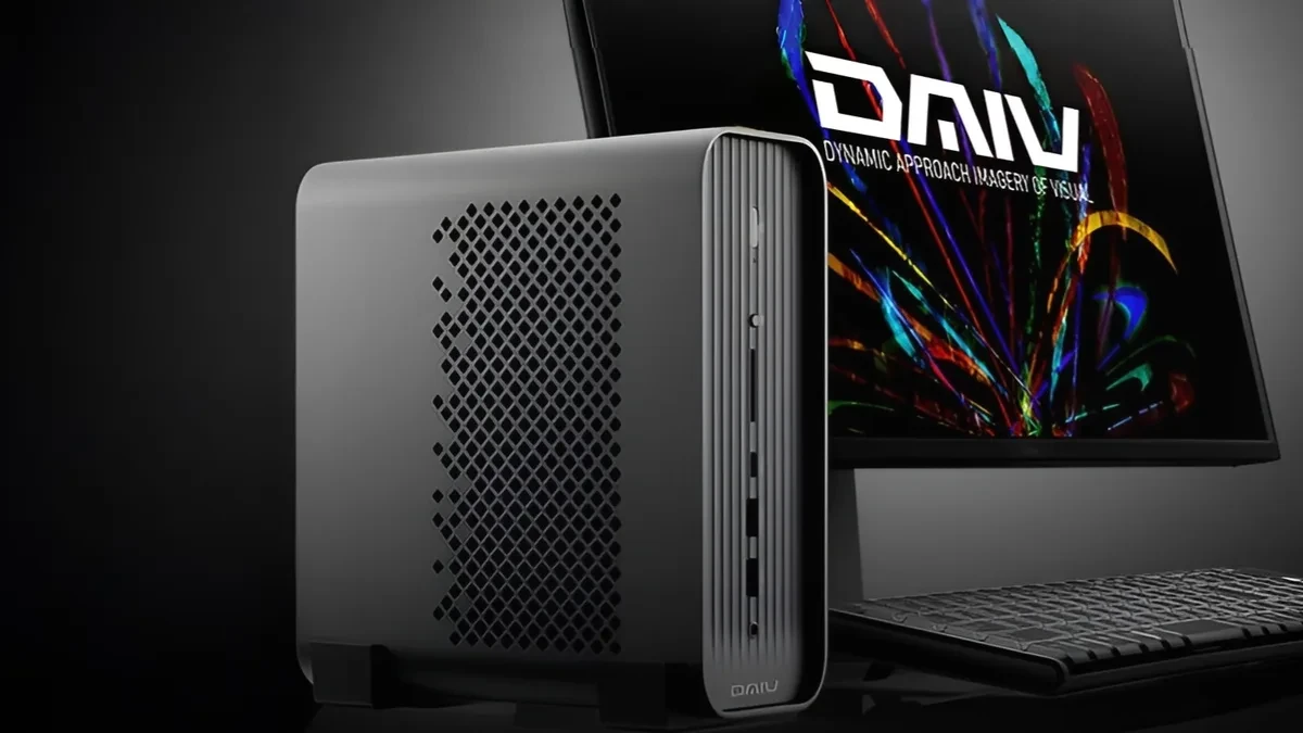 Mini PC Mouse DAIV CX-A9A60 dengan chipset AMD Strix Halo dan RAM 128GB