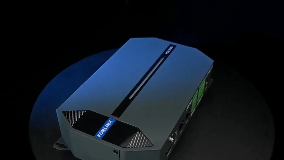 Forlinx FCU3101 mini PC industri tanpa kipas dengan port komunikasi lengkap