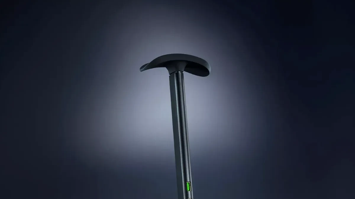Razer Base Station V3 Chroma dengan RGB untuk stand headphone gaming