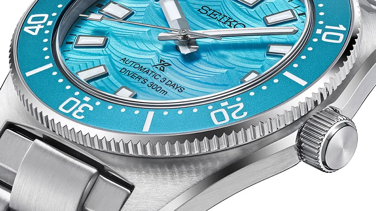 Seiko Prospex 1965 Heritage Diver HBC011 dengan dial Daytime Blue bermotif gelombang