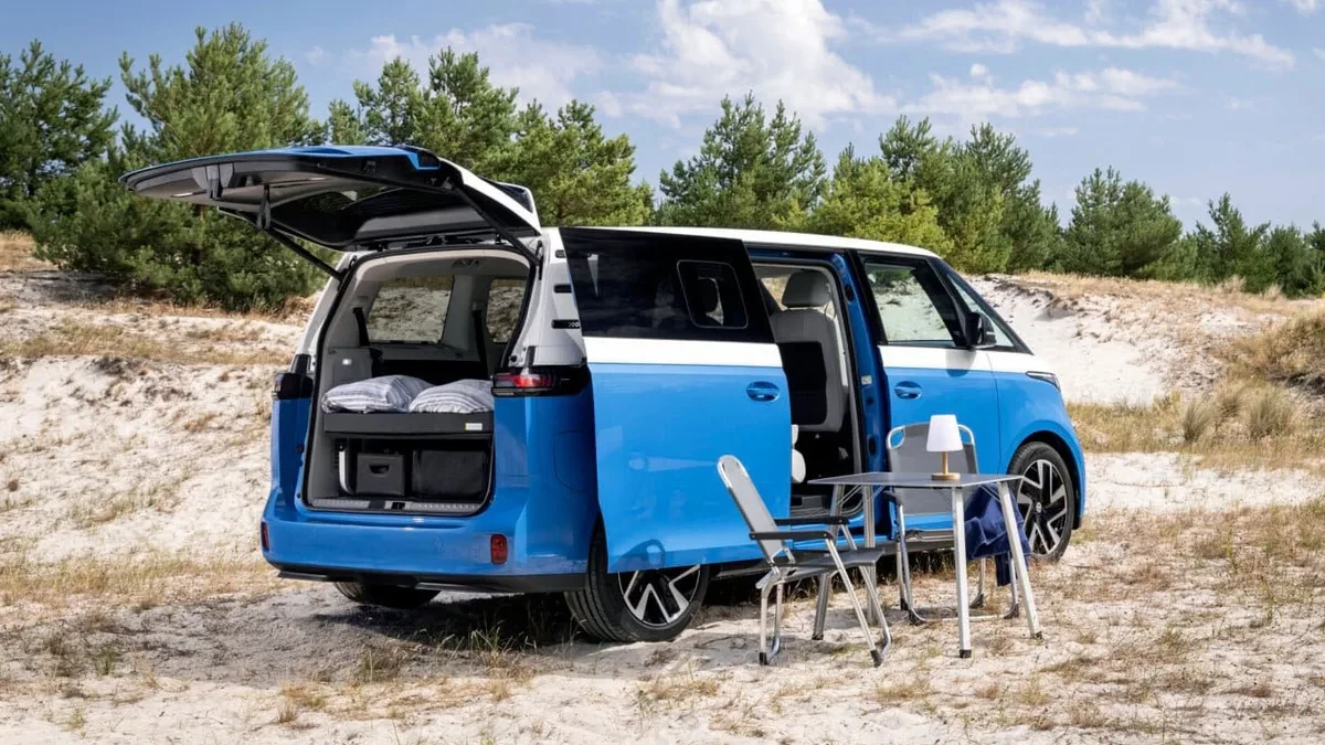 Volkswagen ID. California Cruise campervan listrik dengan tenda atap