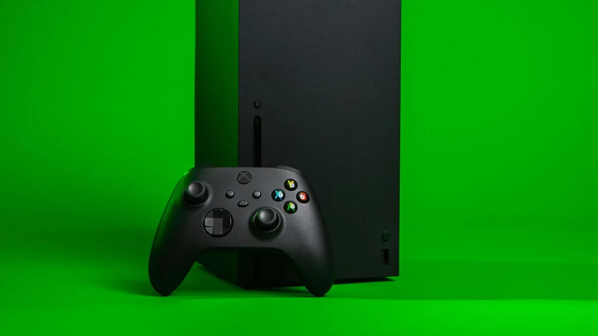 Konsol Xbox dan PlayStation berdampingan dalam persaingan game eksklusif