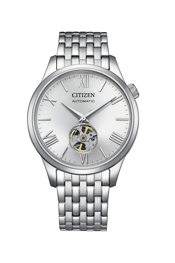 Citizen NH9138-82A dengan dial perak dan bracelet stainless steel
