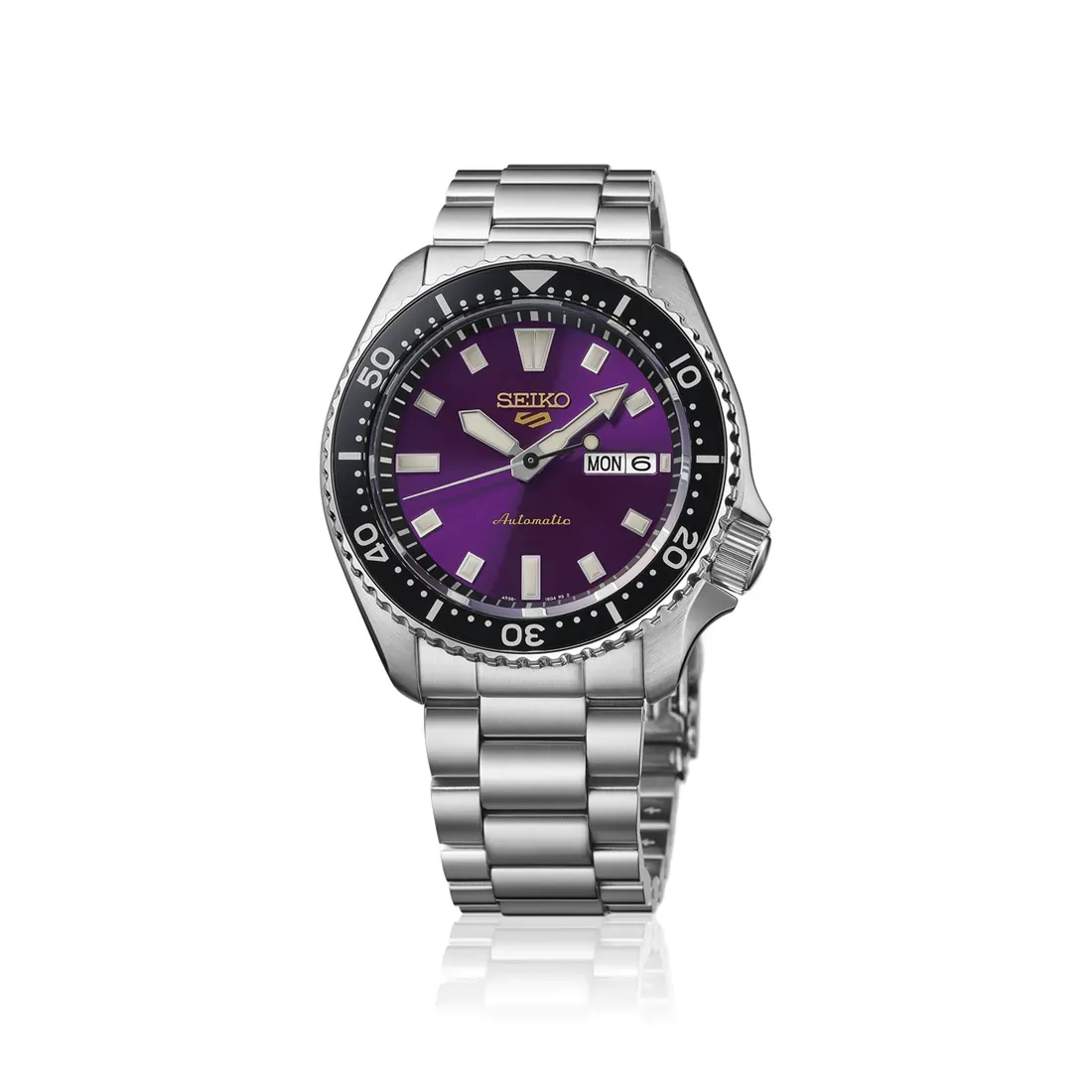 Dial ungu Edo Purple pada jam tangan otomatis Seiko HDB003