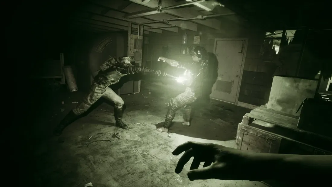 Menghadapi musuh psikopat dalam The Outlast Trials