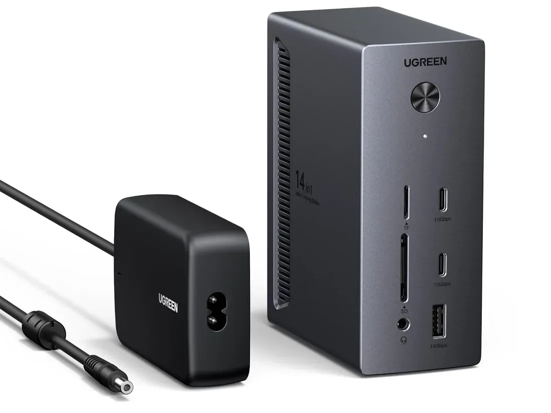 Sudut pandang samping Ugreen Revodok Pro USB-C Docking Station