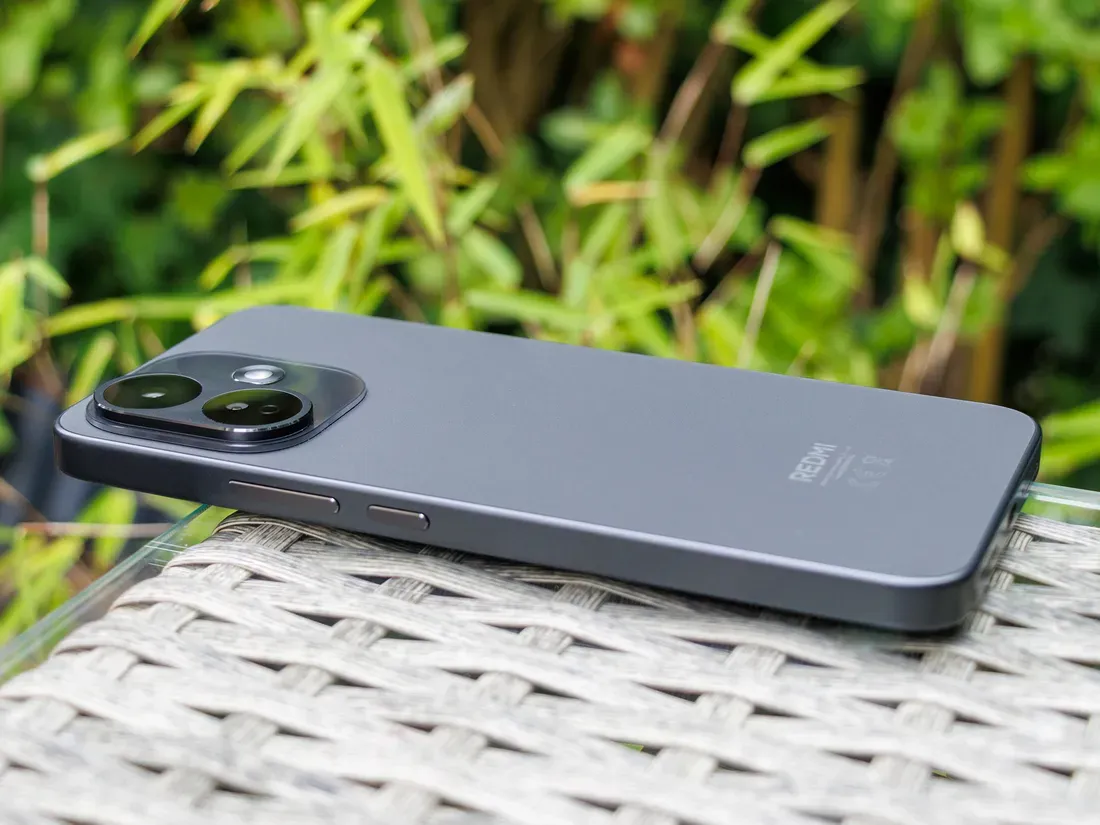 Detail bodi dan desain fisik Xiaomi Redmi Note 17 Pro 5G