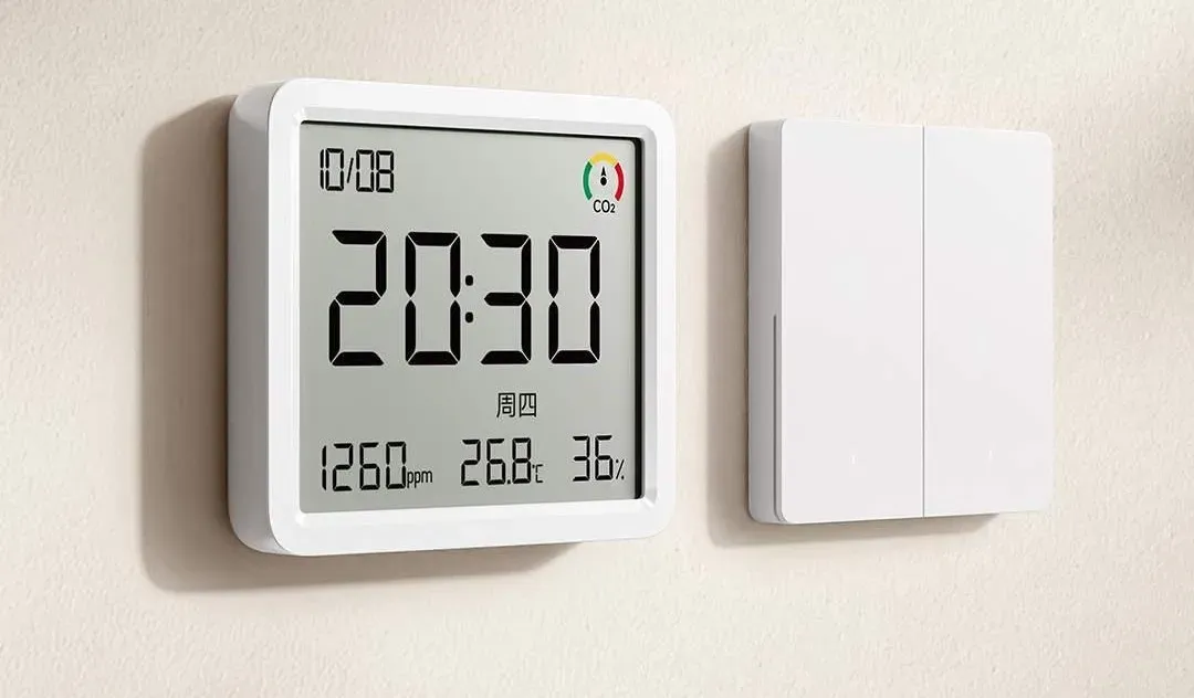 Layar Xiaomi Smart Temperature and Humidity Monitor 3 Pro