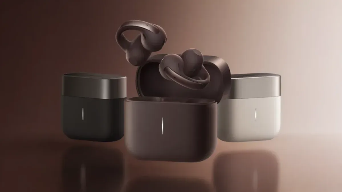 Earphone open-ear Anker Soundcore AeroClip 2 dengan chip Thus AI dan sertifikasi Apple MFi