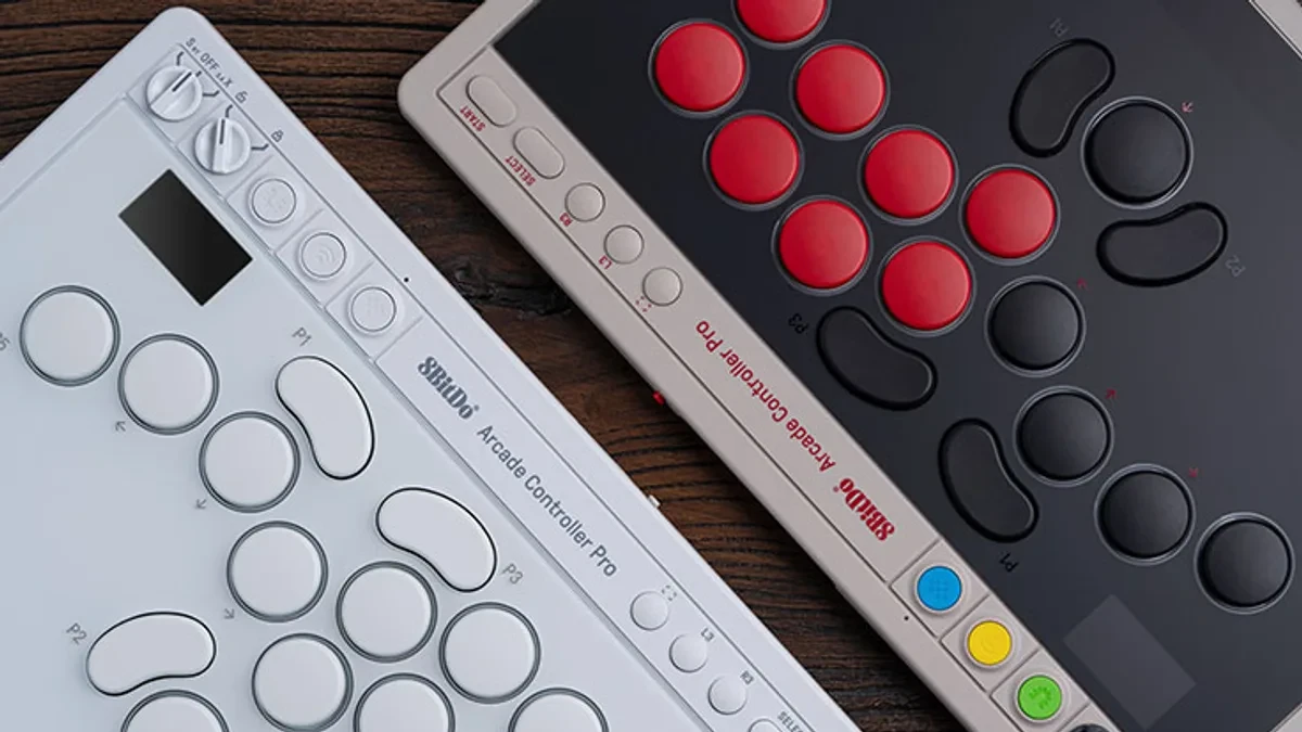 8BitDo Arcade Controller Pro dalam pilihan warna White dan N Edition