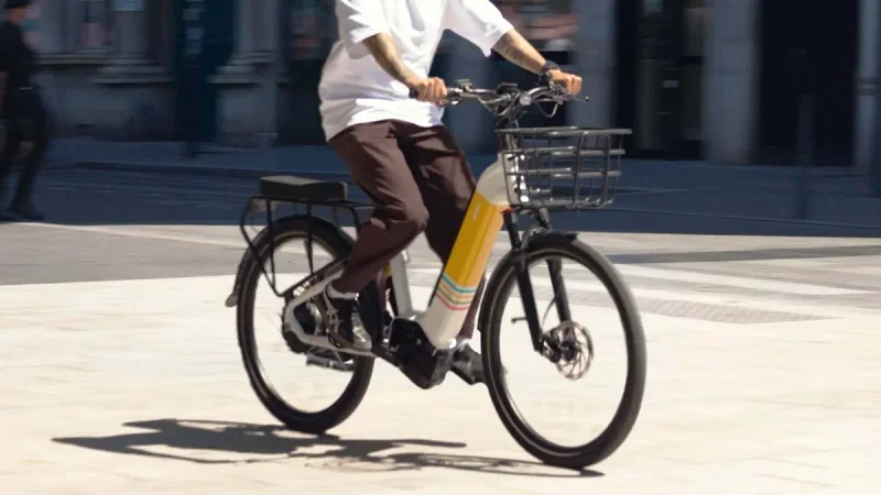 E-Bike Diwalii Resmi Debut: Tanpa Rantai Baterai 800Wh