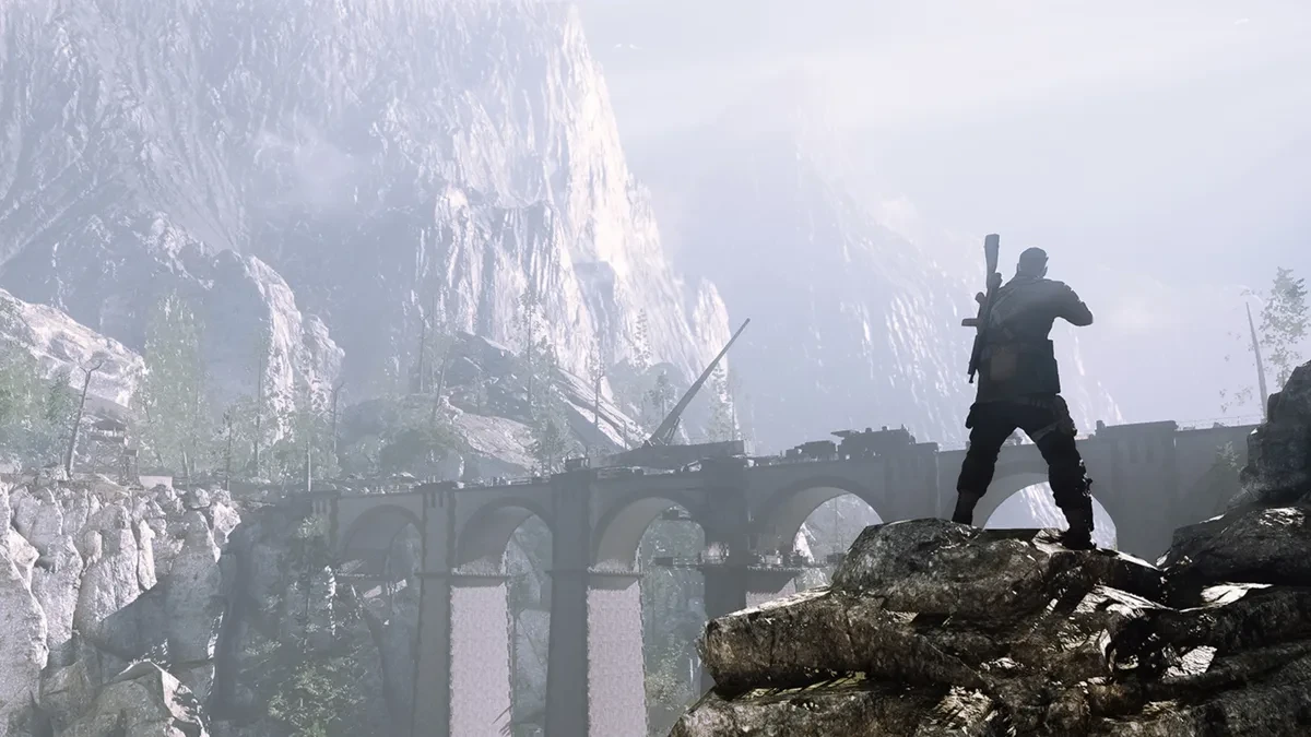 Gameplay Sniper Elite 4 dengan aksi penembak jitu di latar Italia 1943