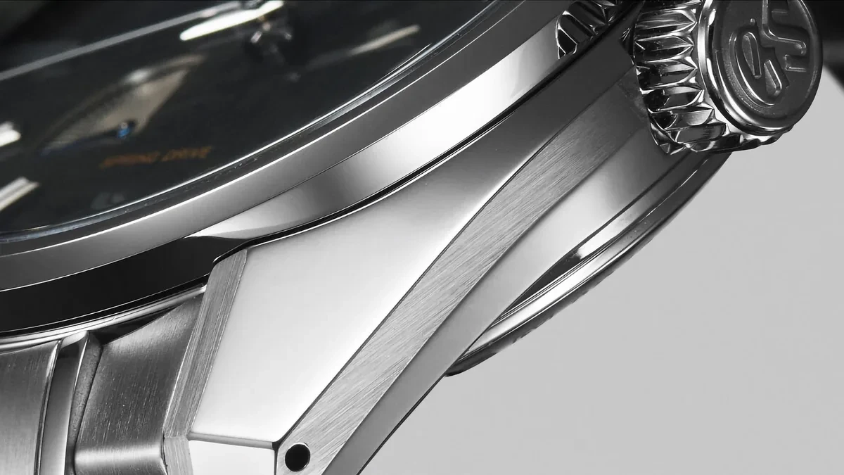 Jam tangan Grand Seiko SBGA531 edisi terbatas Wako dengan dial keramik Mino Ware
