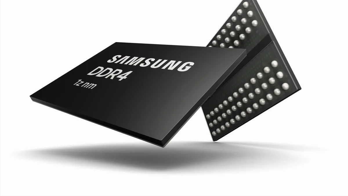 Grafik lonjakan harga memori RAM DDR4 dan chip memori AI