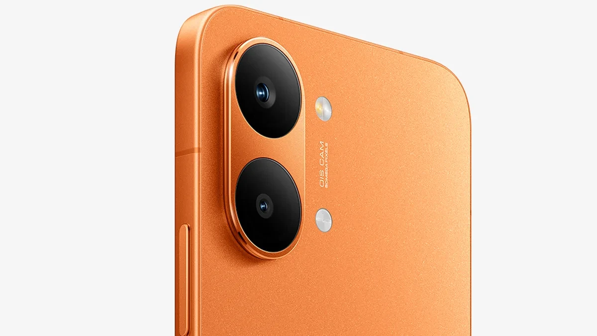Tampilan bodi depan smartphone Xiaomi Redmi Turbo 6 Max dengan layar luas