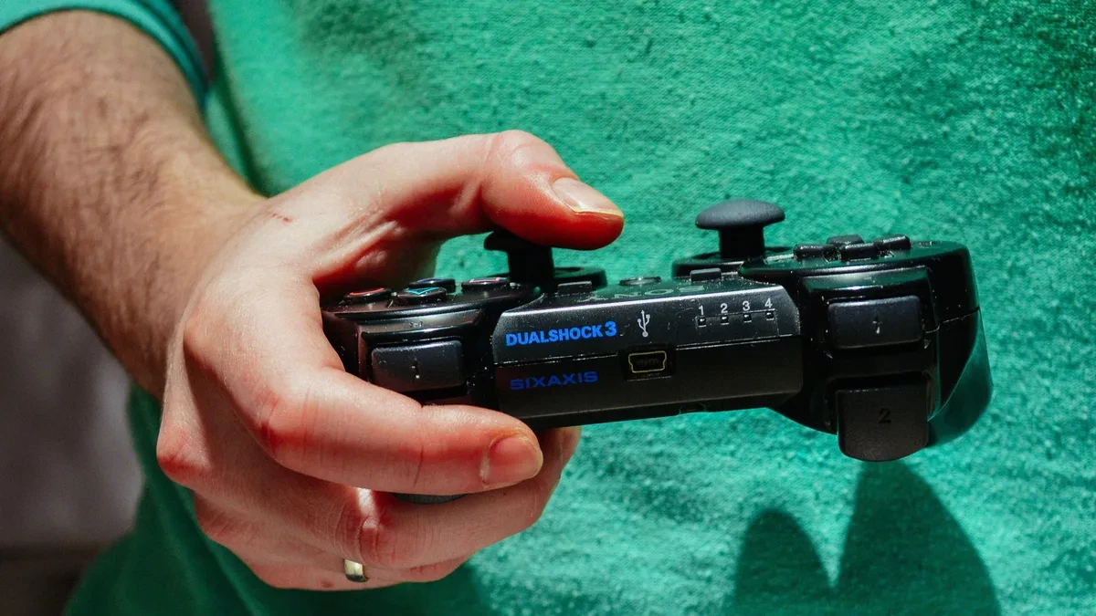 Tampilan antarmuka emulator RPCS3 yang menjalankan game PlayStation 3 di PC