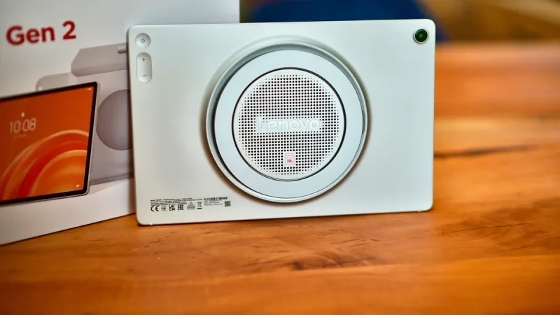 Lawan Tren Desain Tipis, Tablet Lenovo Ini Justru Tampil Tebal Demi Sembilan Speaker JBL Setara Soundbar