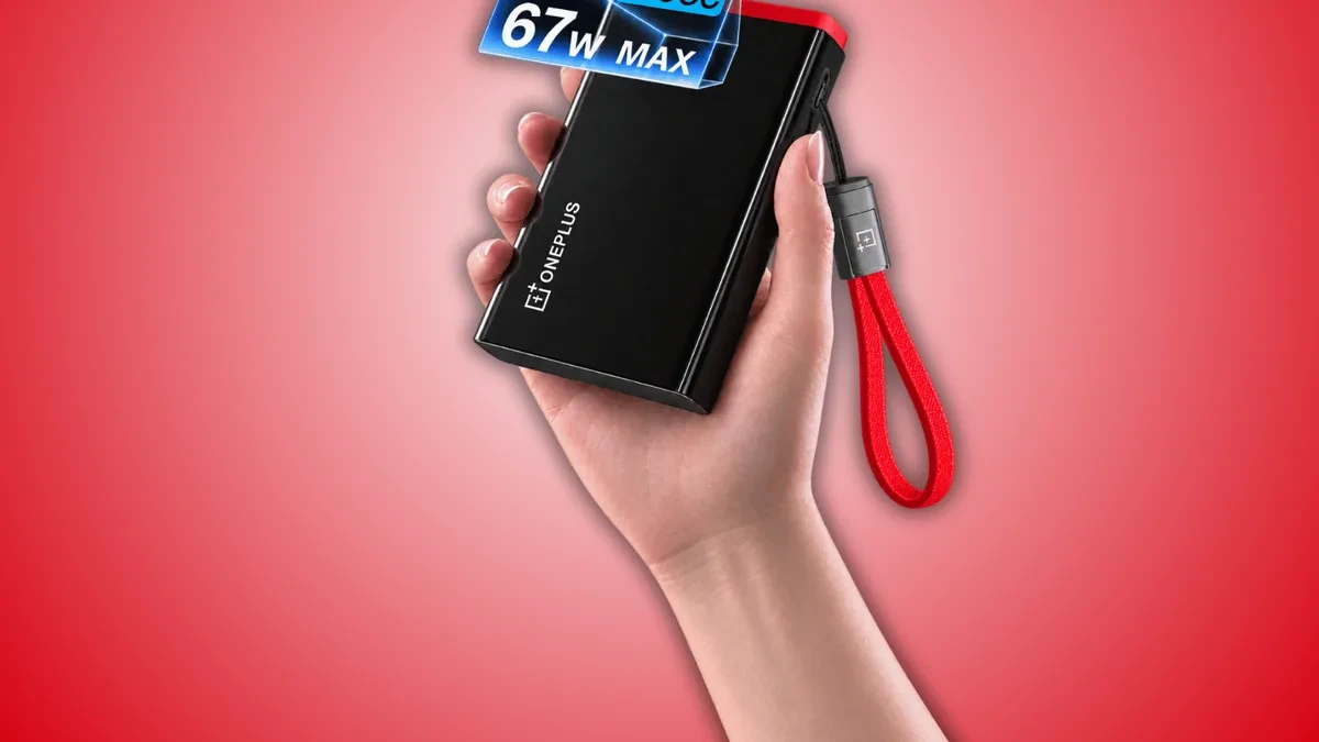Power bank OnePlus SuperVOOC 67W berkapasitas 10.000 mAh dengan layar digital