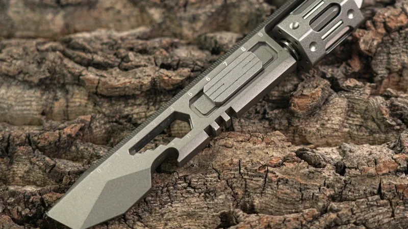 Rixel Multi-Tool Titanium Hadirkan Desain Revolver Unik