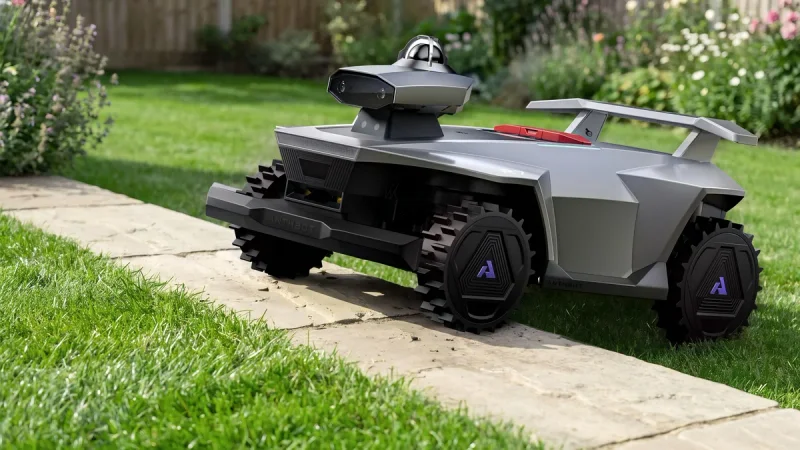 Robot Pemotong Rumput Anthbot R7 Meluncur, Bawa Lengan AI Trimmer Kebun