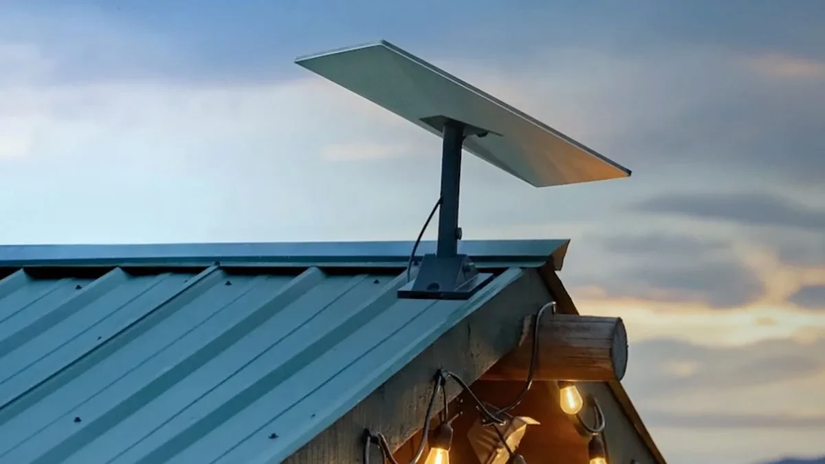 Parabola Starlink V5 untuk internet satelit