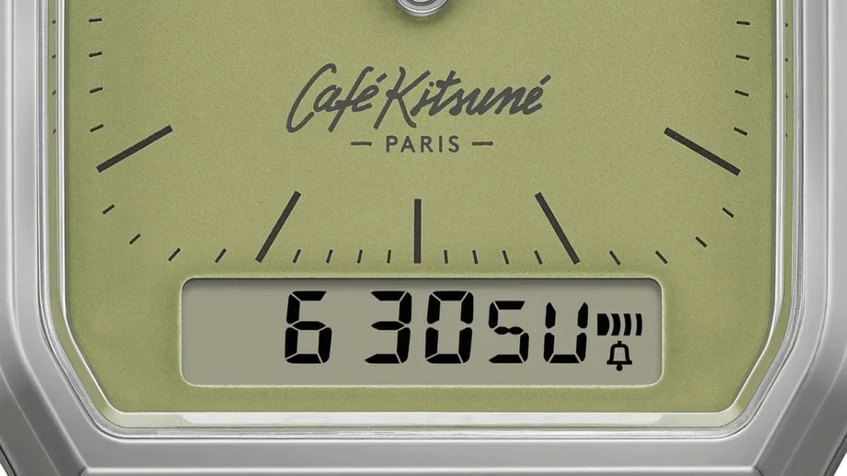 Jam tangan Casio AQ-230 edisi Cafe Kitsune dengan dial hijau matcha