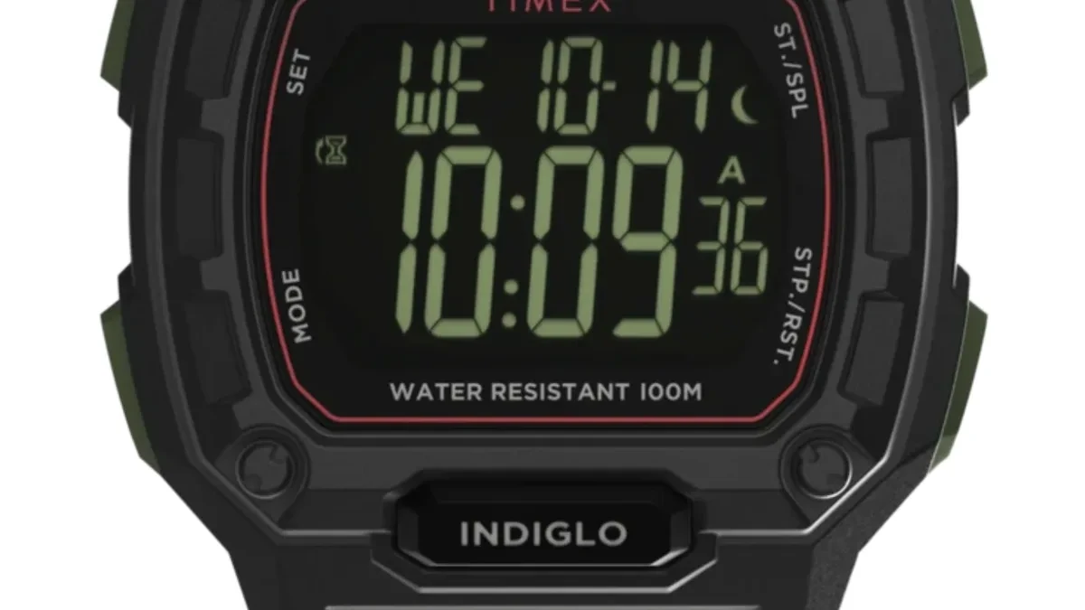Jam tangan digital Timex Expedition Ridge TW4B34500 dengan layar negatif dan tali hijau