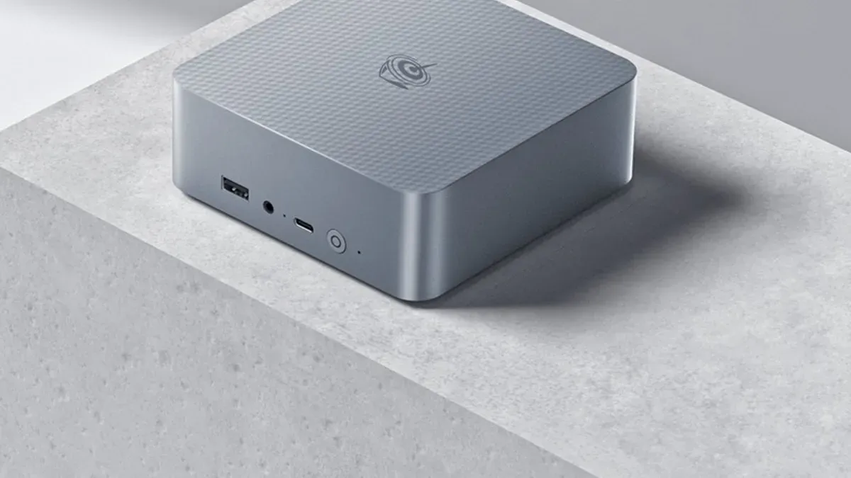 Beelink EQR5 Mini PC berbasis AMD Ryzen 3 dengan bodi ringkas dan port konektivitas lengkap