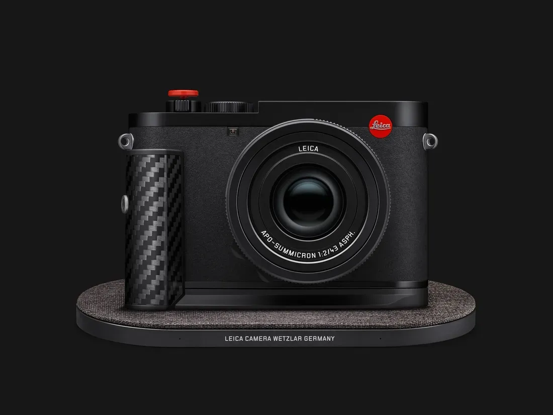 Jendela bidik elektronik dan layar sentuh Leica Q3 43 F1 Edition