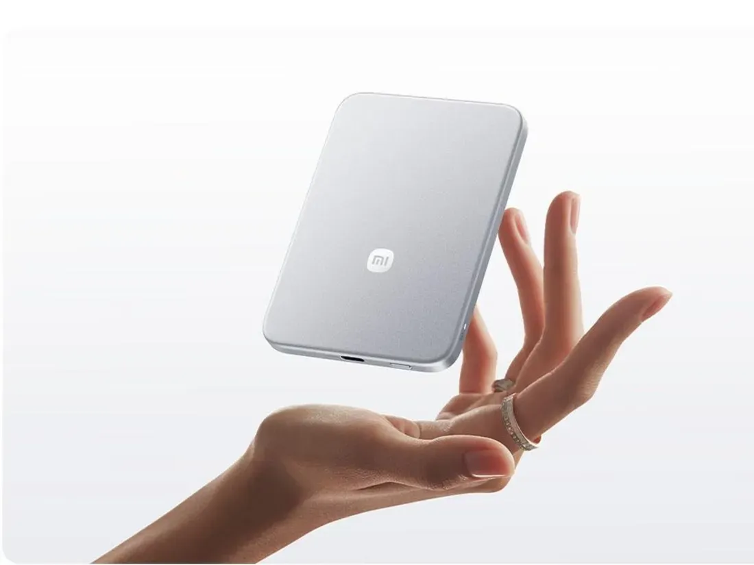 Ketebalan Xiaomi Jinshajiang Ultra-thin Magnetic Power Bank 6,75 mm
