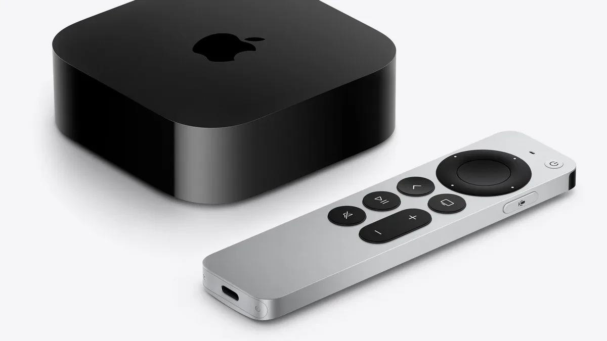 Apple TV 4K generasi terbaru dengan kendali jarak jauh Siri Remote