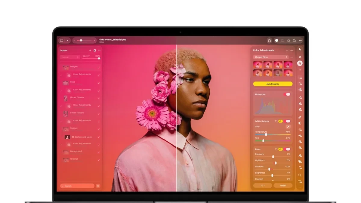 Laptop Apple MacBook Pro M6 14 inci tampak depan dengan layar Mini-LED menyala