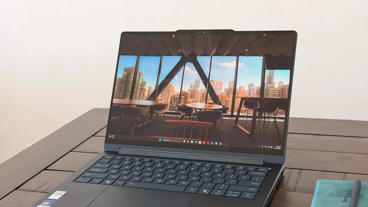 Lenovo Yoga 9 2-in-1 14 G11 dengan layar 3K 120 Hz