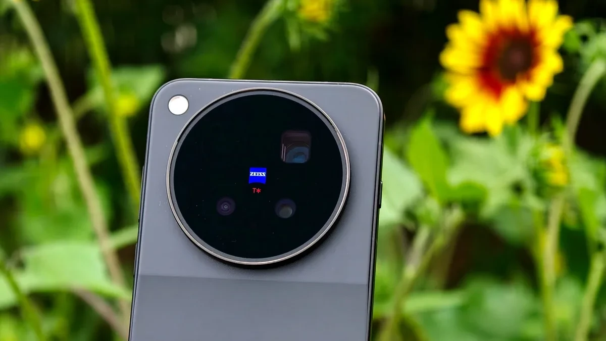 Bocoran harga global Vivo X500 Pro Max dengan kamera Zeiss di Eropa