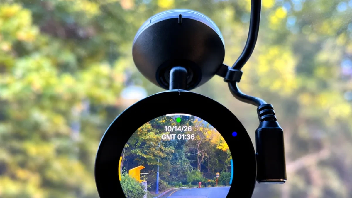 Dashcam Vueroid H1 QHD Infinite berlayar bundar 1.6 inci dengan sensor Sony Starvis 2